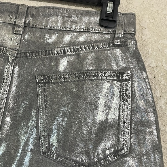 (NEW )Silver Metallic Skirt - Picture 7 of 10